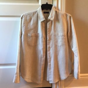 Ladies Gap 100% linen button shirt